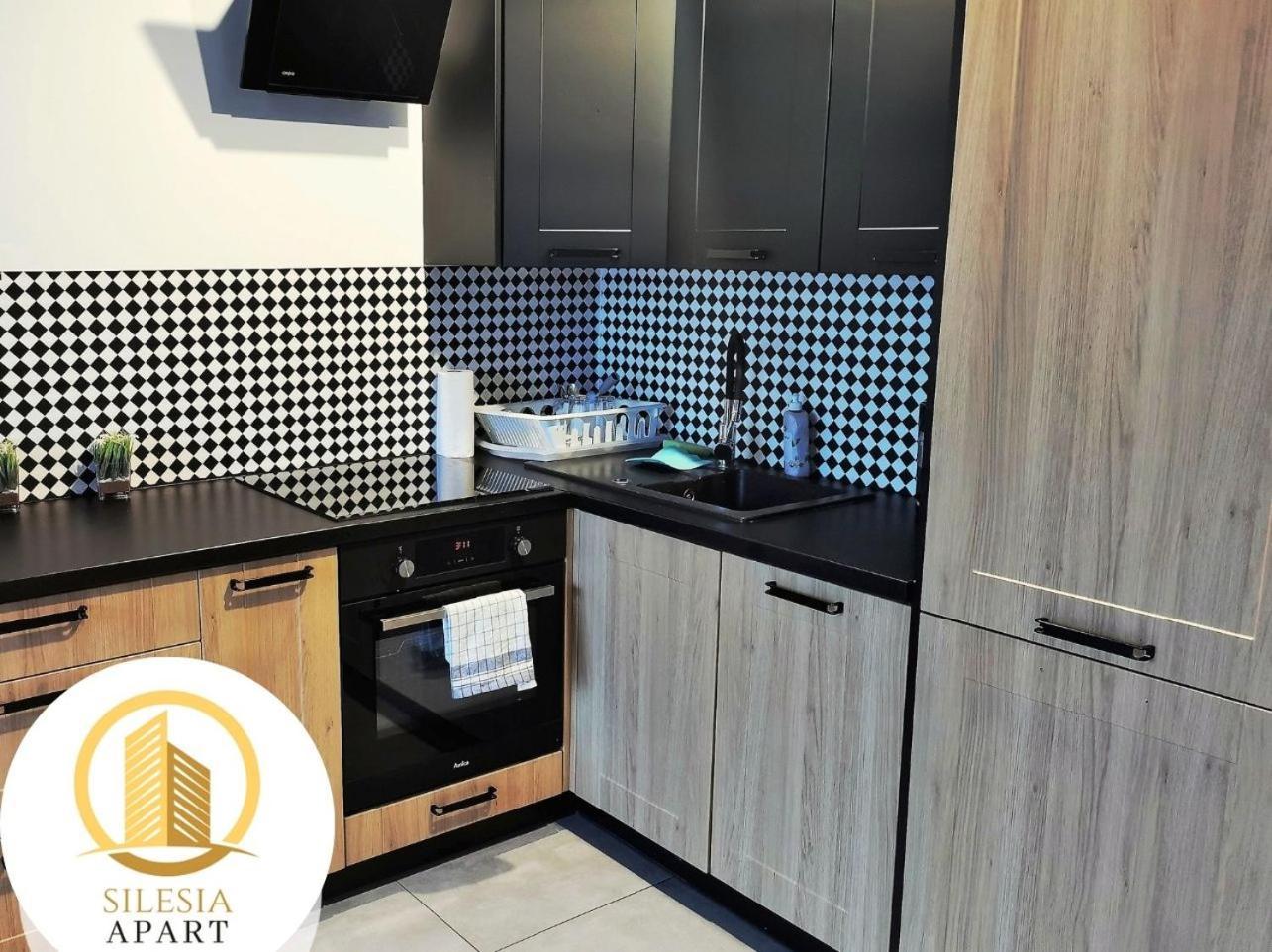 Apartament Granatowy Tychy Exteriör bild